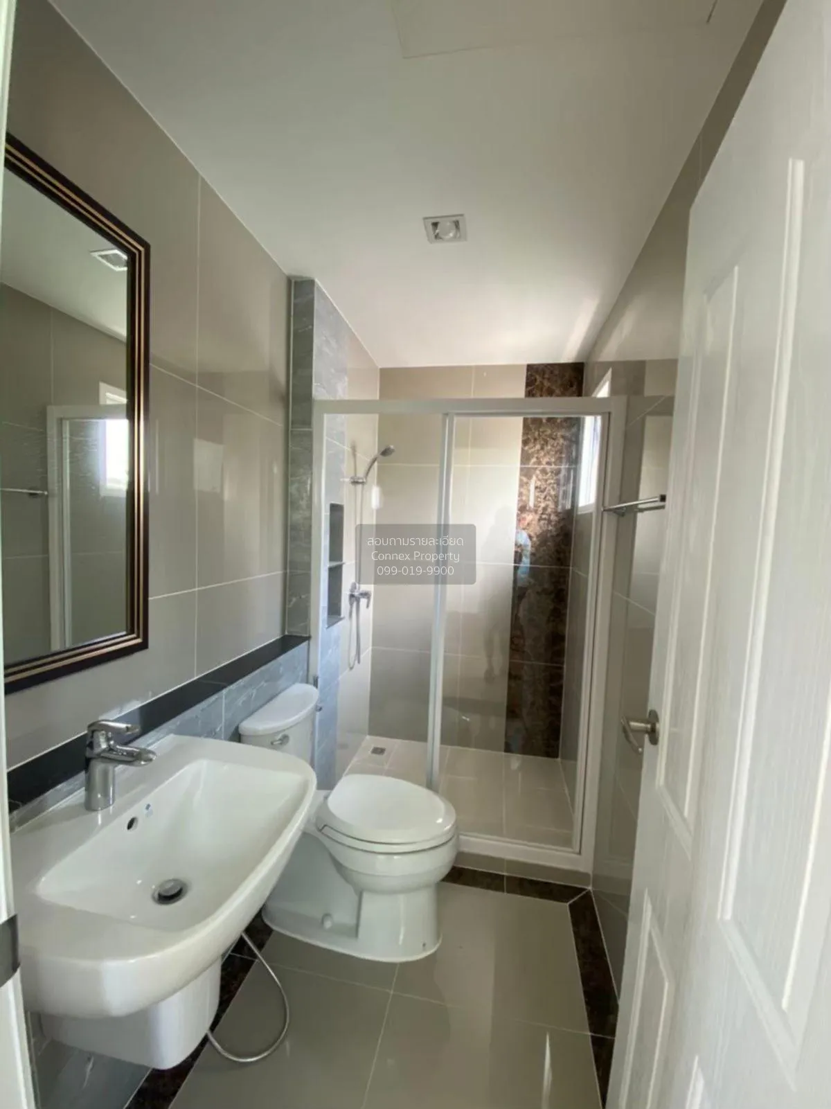 ขายบ้าน  โกลเด้น นีโอ สาทร บางหว้า เขต ภาษีเจริญ กรุงเทพ CX-11977