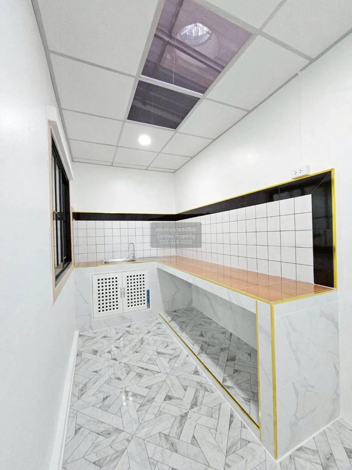 ขายทาวน์เฮ้าส์/ทาวน์โฮม  บ้านบัวทอง 4 บ้านกล้วย-ไทรน้อย รีโนเวทให