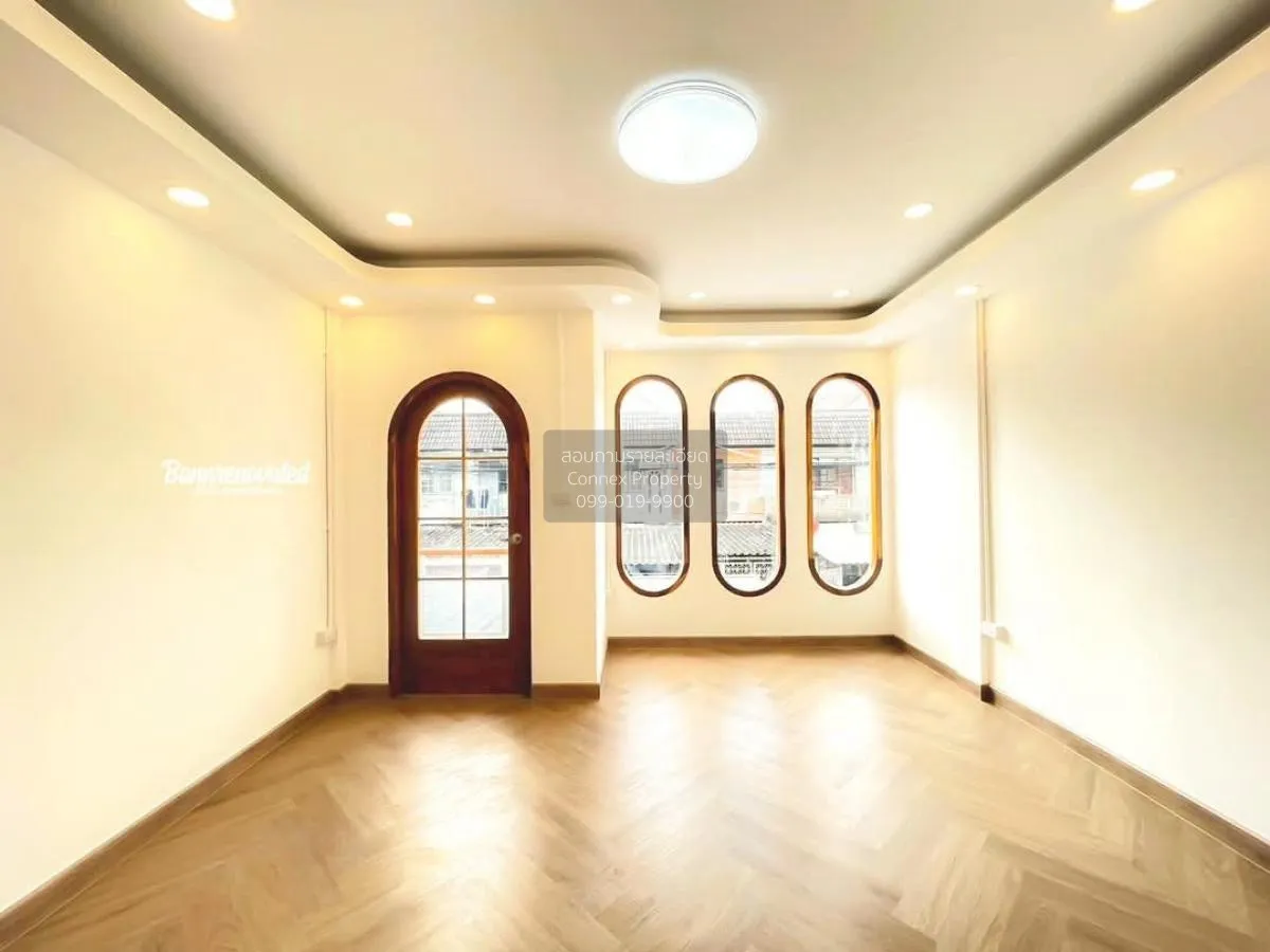 ขายทาวน์เฮ้าส์/ทาวน์โฮม  หมู่บ้านร่มไทร คลองลำเจียก 10 รีโนเวทใหม