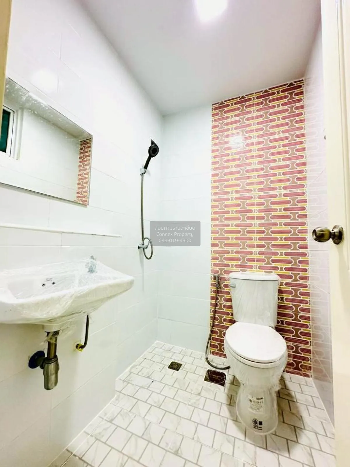 ขายทาวน์เฮ้าส์/ทาวน์โฮม  เดอะ คัลเลอร์ส พรีเมี่ยม รังสิต-ลำลูกกา 