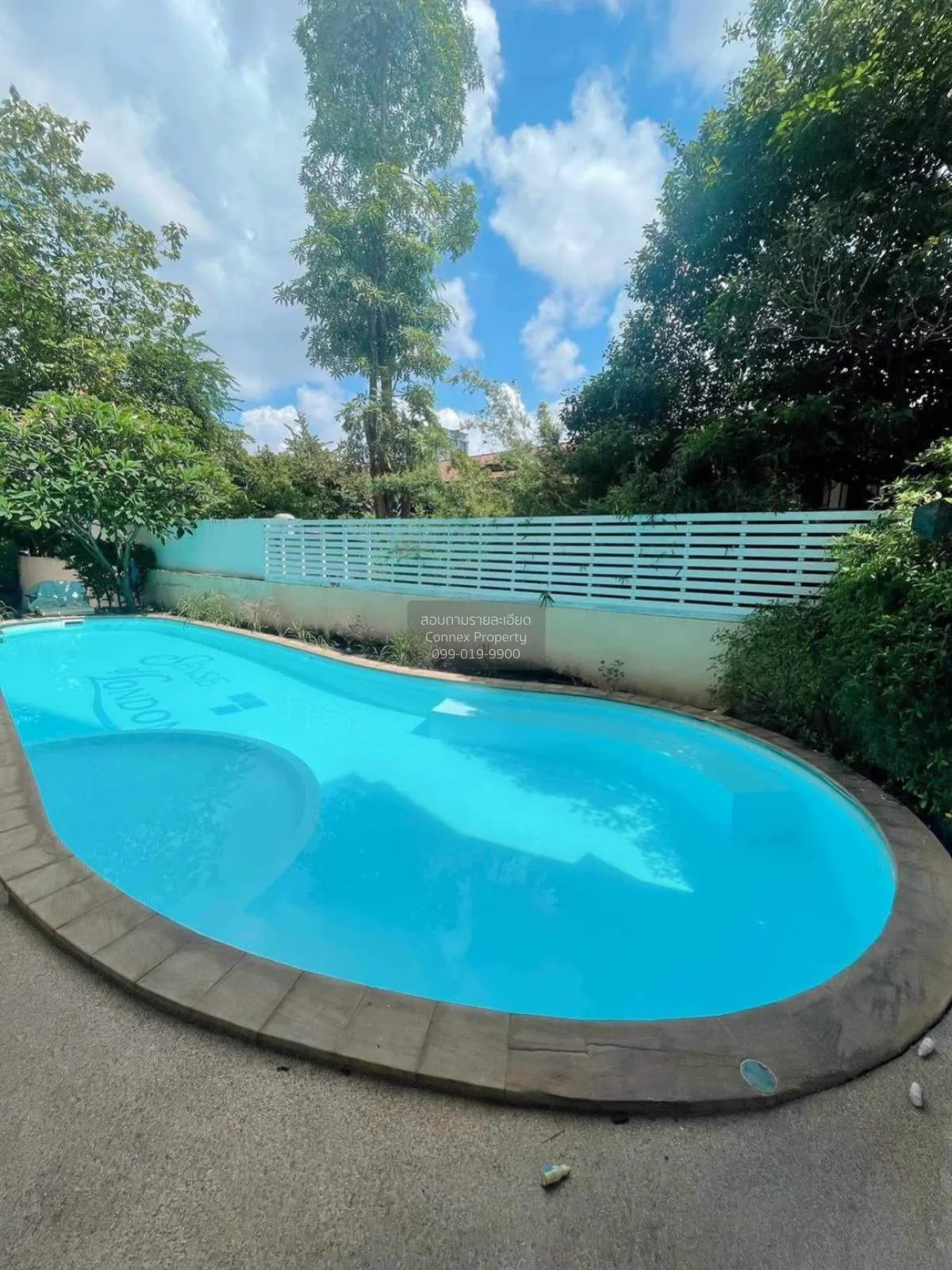 For Sale Condo , Sense of London , BTS-Bearing , Samrong Nuea , M