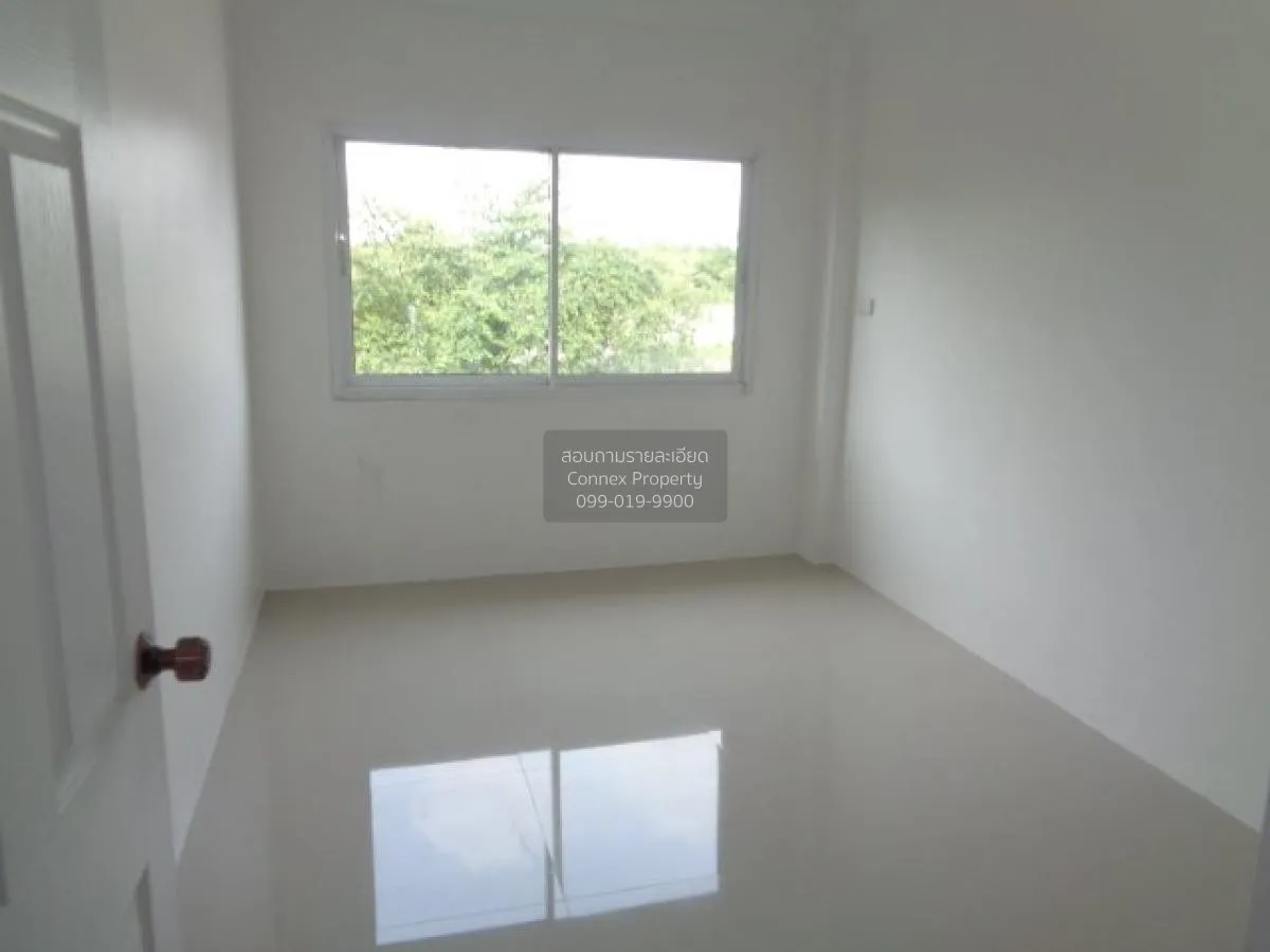 For Sale Commercial Building , Paragon Garden Home , corner unit  2