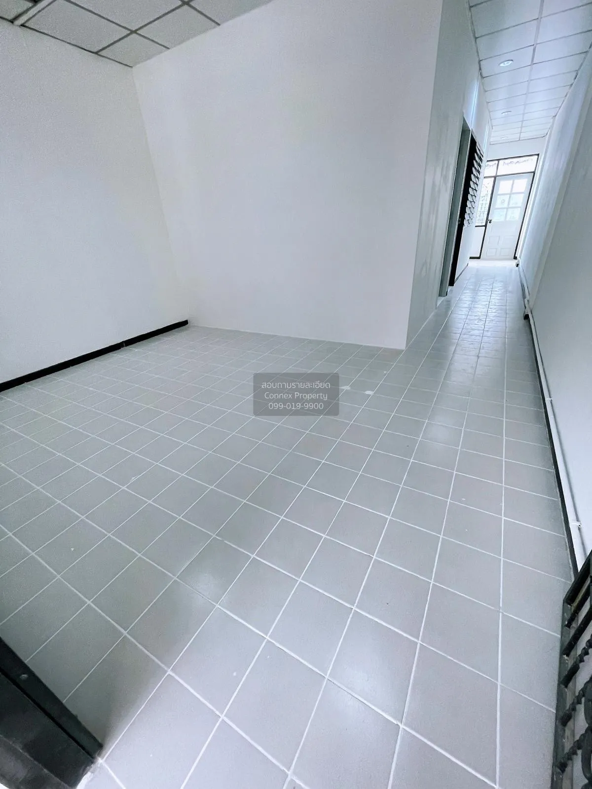 For Sale Townhouse/Townhome  , Phoenix park , newly renovated , K 2