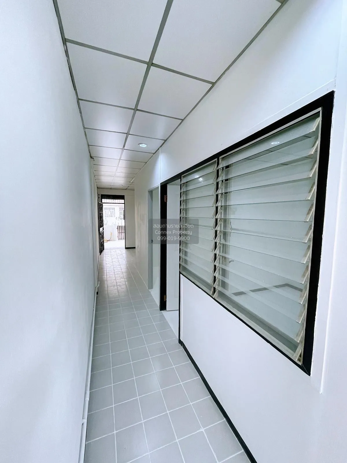 For Sale Townhouse/Townhome  , Phoenix park , newly renovated , K 4