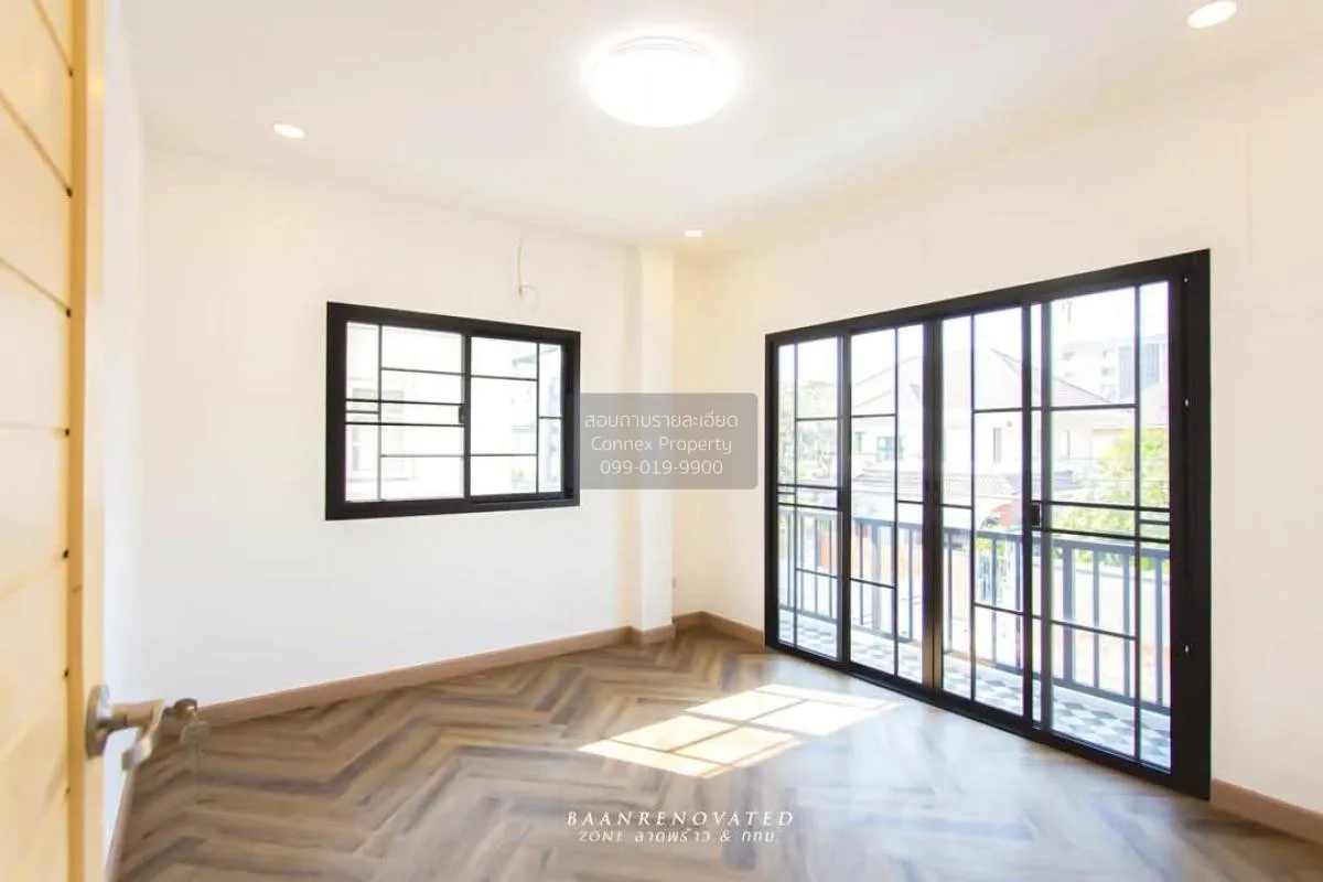 ขายบ้าน  บ้านรัชดา 3 หน้ากว้าง รีโนเวทใหม่ วังทองหลาง เขต วังทองห