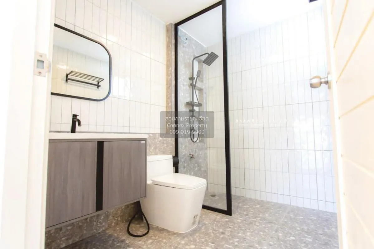 ขายบ้าน  บ้านรัชดา 3 หน้ากว้าง รีโนเวทใหม่ วังทองหลาง เขต วังทองห