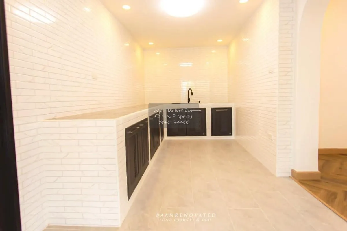 ขายบ้าน  บ้านรัชดา 3 หน้ากว้าง รีโนเวทใหม่ วังทองหลาง เขต วังทองห