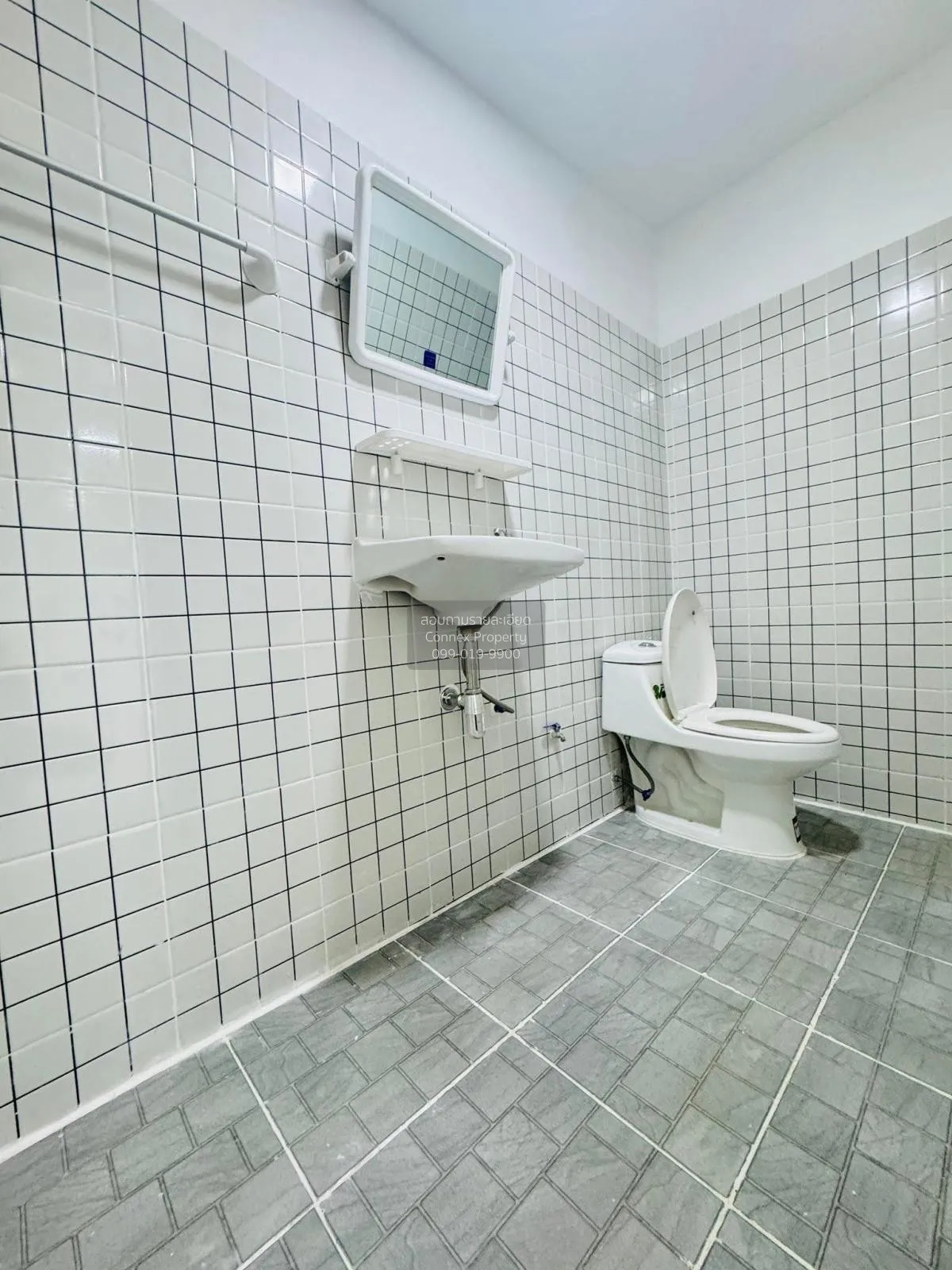 ขายทาวน์เฮ้าส์/ทาวน์โฮม  บ้านตะวันงาม รีโนเวทใหม่ บางใหญ่ บางใหญ่