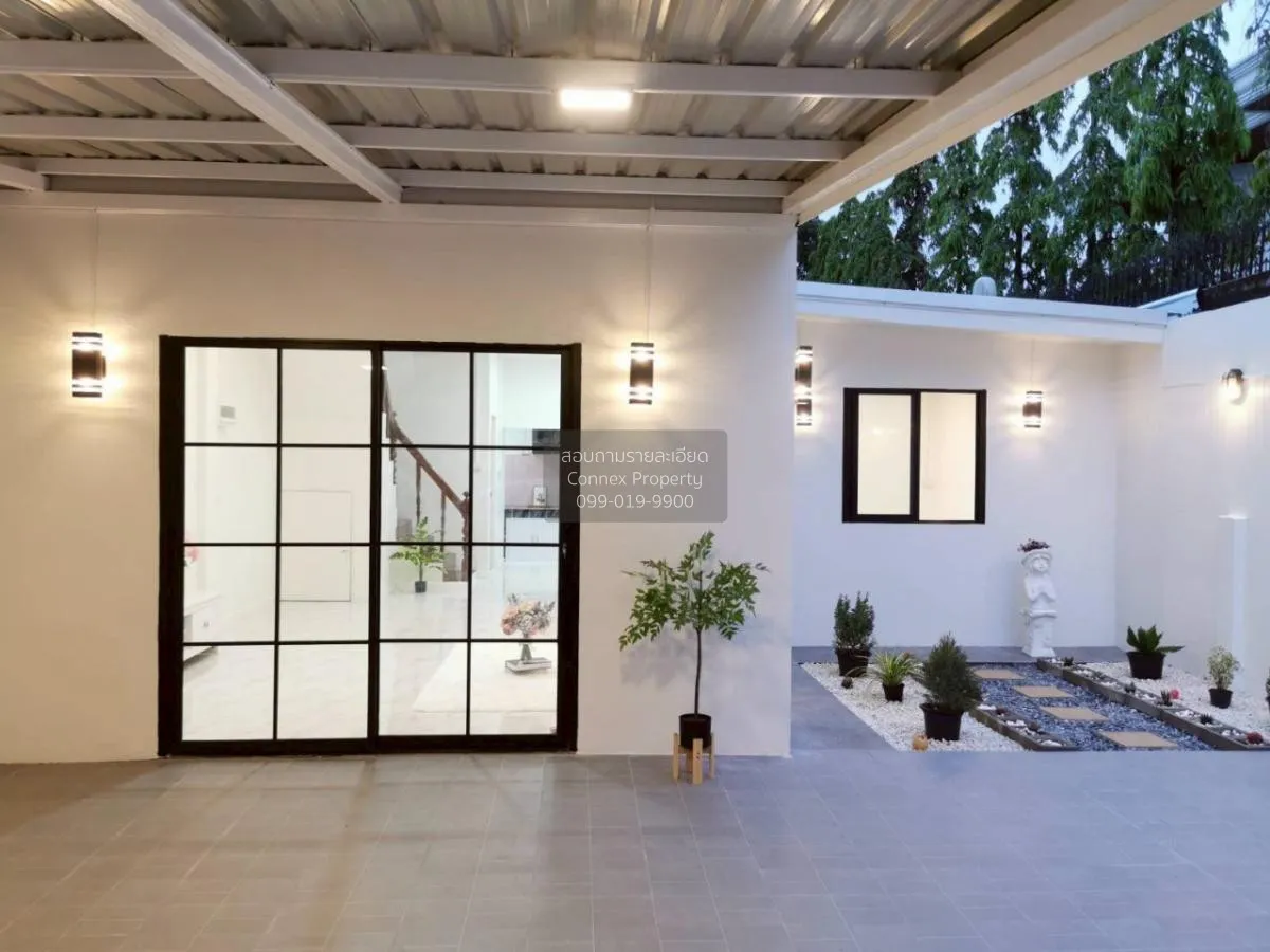 ขายทาวน์เฮ้าส์/ทาวน์โฮม  เพชรไพลิน พระยาสุเรนทร์ 35 ห้องมุม หน้าก