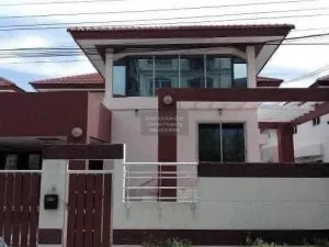 For Rent House , Arena Garden On - nut , wide frontage , Bang Chak , Phra Khanong , Bangkok , CX-120204