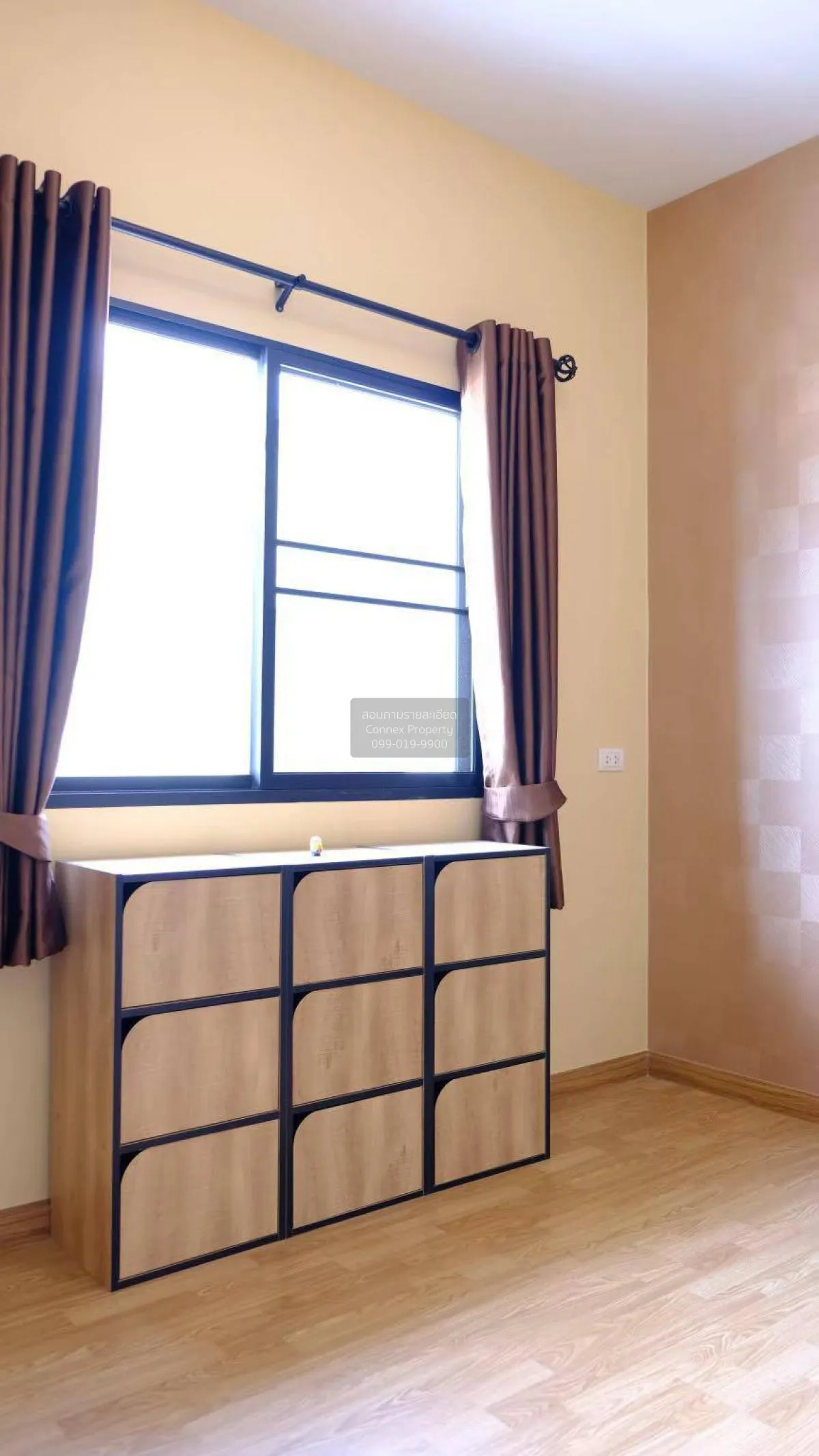 เช่าทาวน์เฮ้าส์/ทาวน์โฮม  เอสเกต กรุงเทพฯ-ปทุมธานี บางเดื่อ เมือง