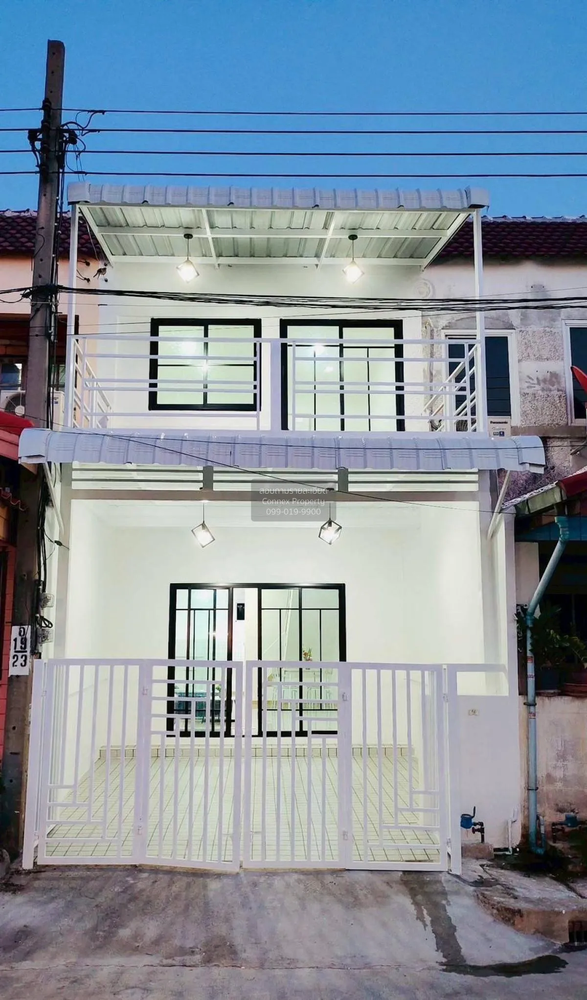 For Sale Townhouse/Townhome  , Sri Prajak House 4 , Bang Bua Thon 1