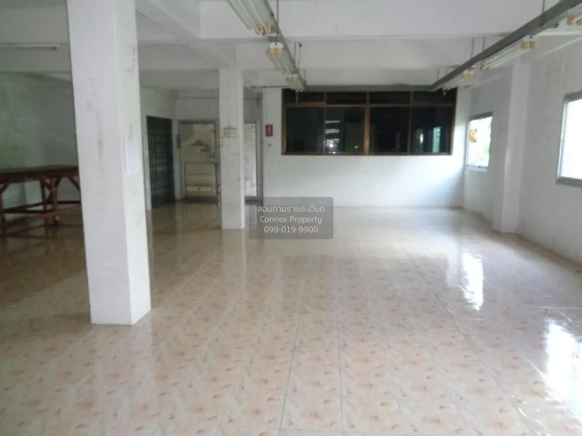 For Sale 4 - storey warehouse building Samut Prakan , Nai Khlong  3