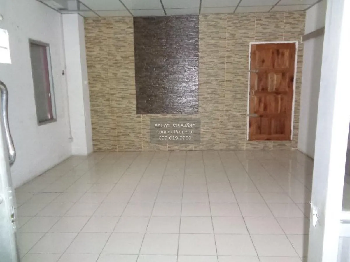 For Sale 4 - storey warehouse building Samut Prakan , Nai Khlong 