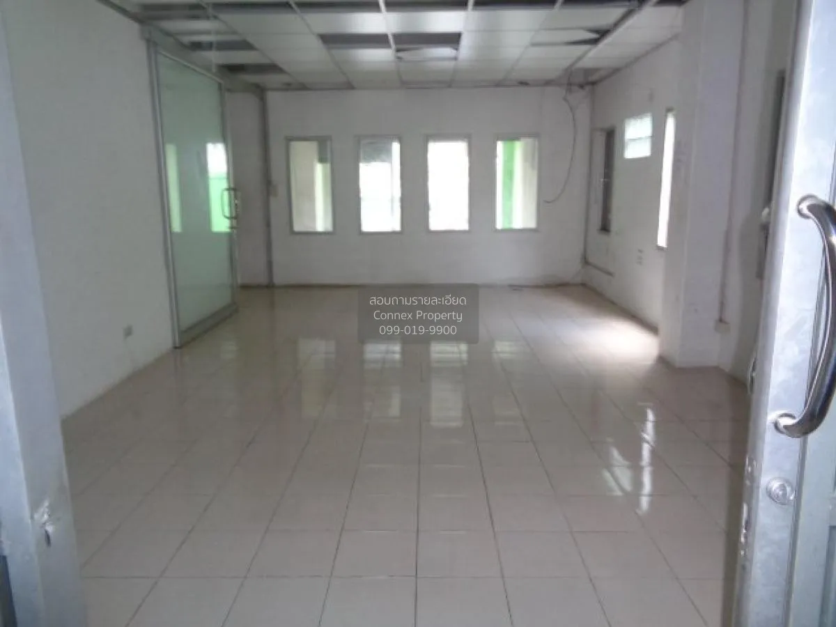 For Sale 4 - storey warehouse building Samut Prakan , Nai Khlong 