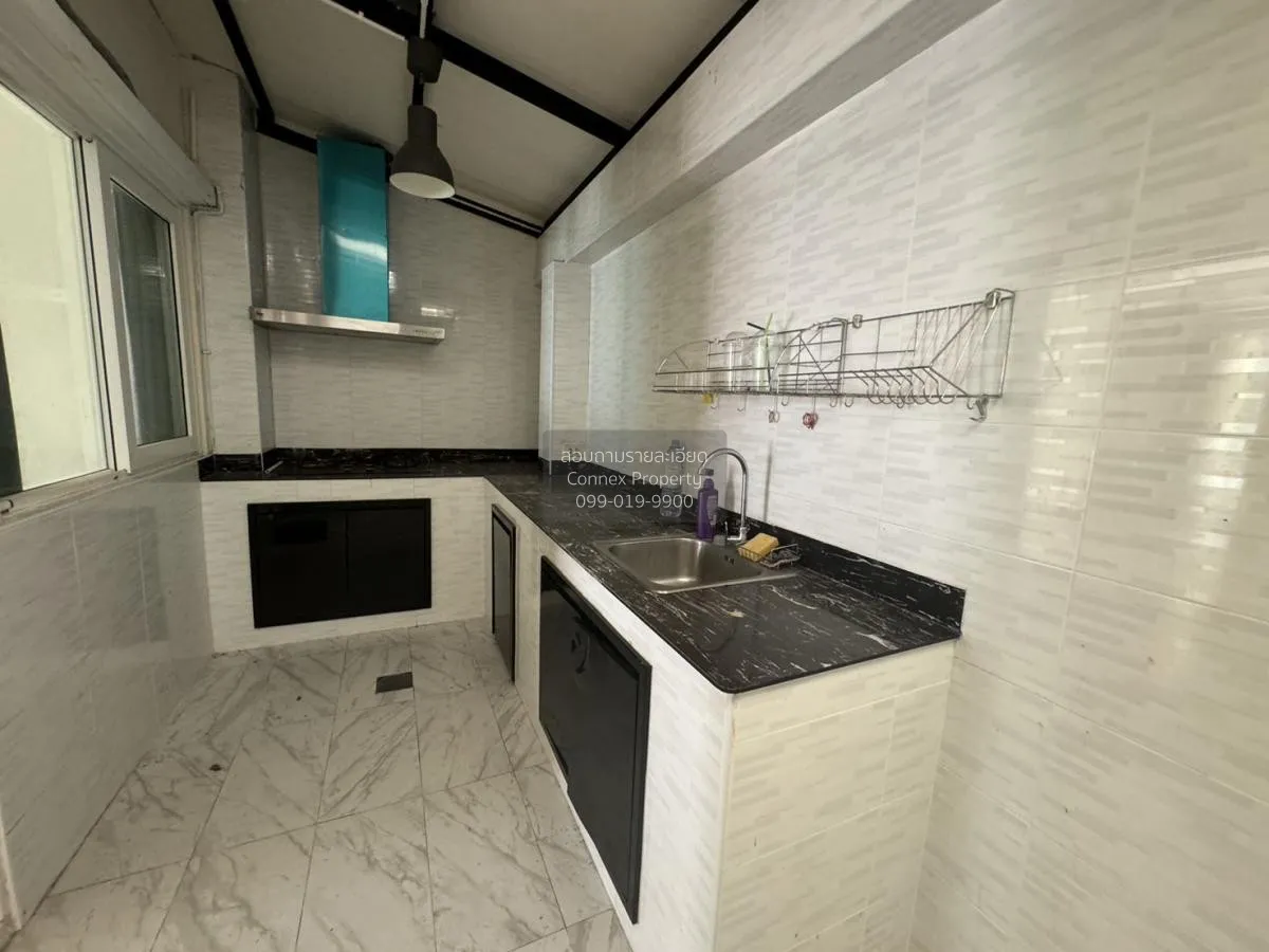 ขายทาวน์เฮ้าส์/ทาวน์โฮม  โกลเด้น ทาวน์ ศรีนครินทร์-สุขุมวิท แพรกษ