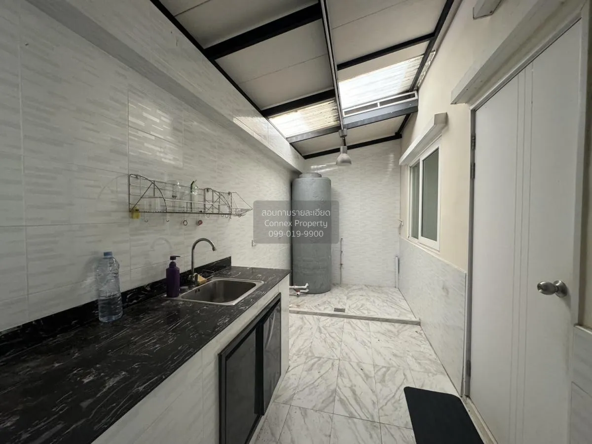 ขายทาวน์เฮ้าส์/ทาวน์โฮม  โกลเด้น ทาวน์ ศรีนครินทร์-สุขุมวิท แพรกษ