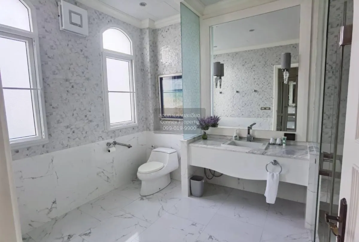 For Rent Sukhumvit 61 Apartment, 4th floor, area 150 sq m. , Khlo