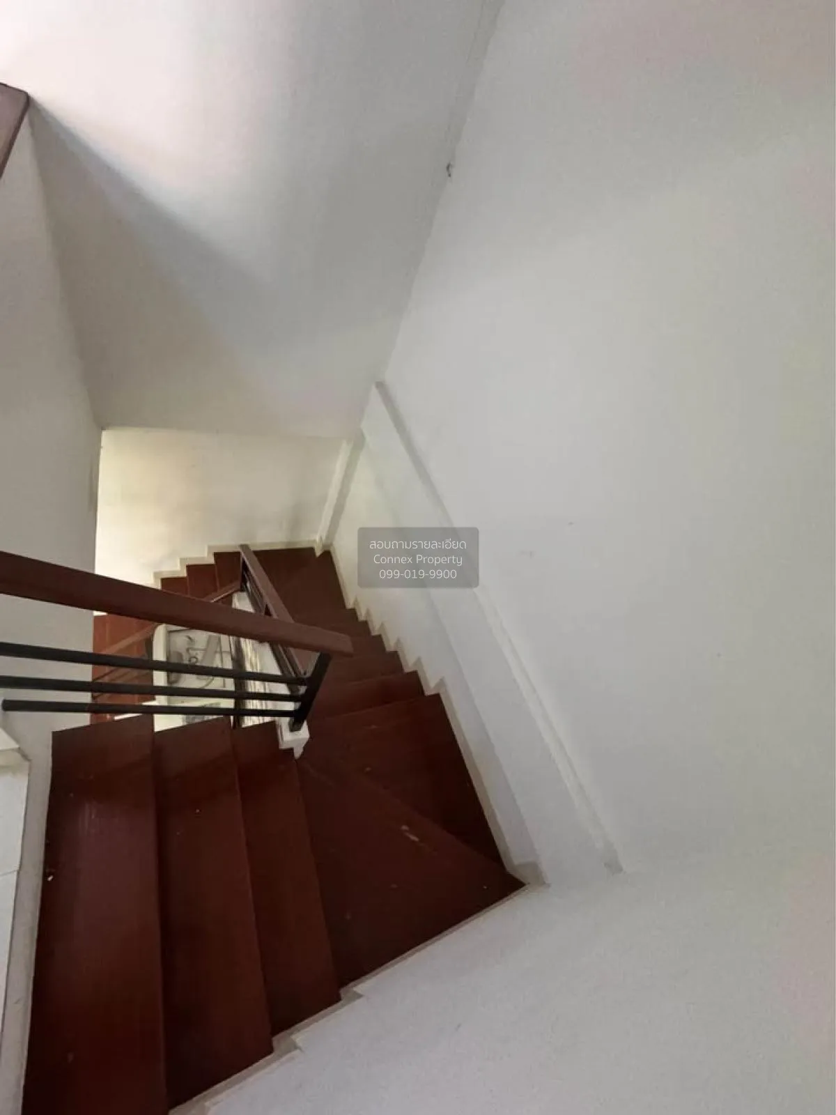 ขายทาวน์เฮ้าส์/ทาวน์โฮม  ทรัพย์รุ่งเรือง ซิตี้ 2 ห้องมุม หน้ากว้า