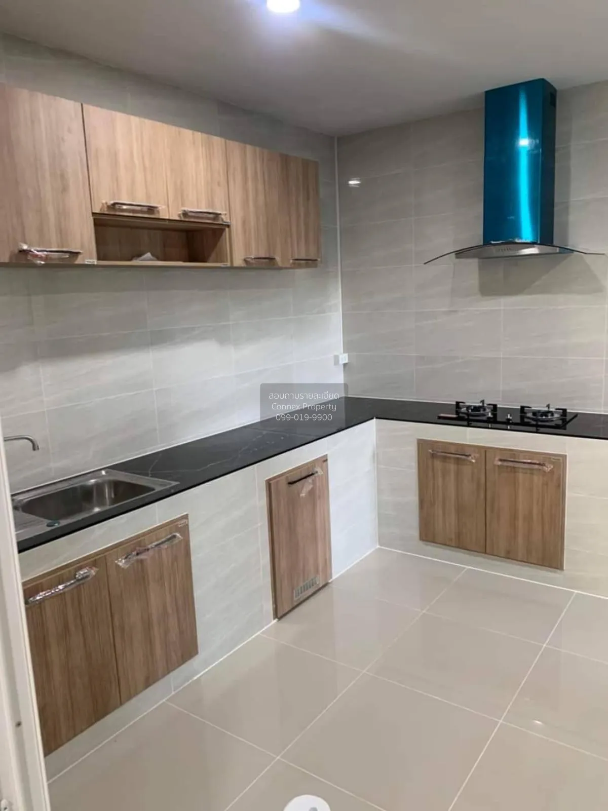 ขายทาวน์เฮ้าส์/ทาวน์โฮม  ลัลลี่วิลล์ ลำลูกกาคลอง 3 หน้ากว้าง รีโน