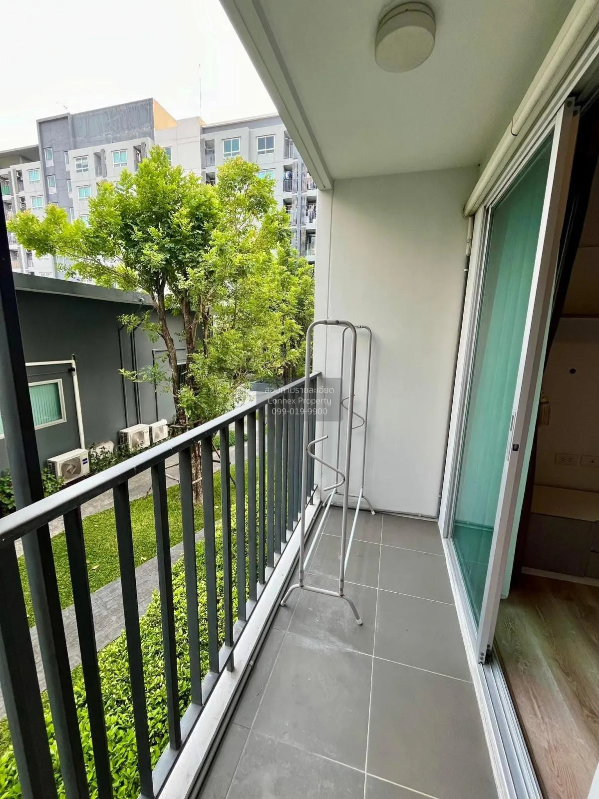 ขายคอนโด  พรีเซนต์ คอนโด เอกชัย 32 จอมทอง เขต บางขุนเทียน กรุงเทพ