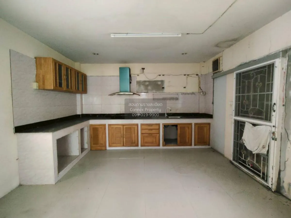 For Sale House , Siwarat 7 , Khlong Yong , mueang Nakhon Pathom ,