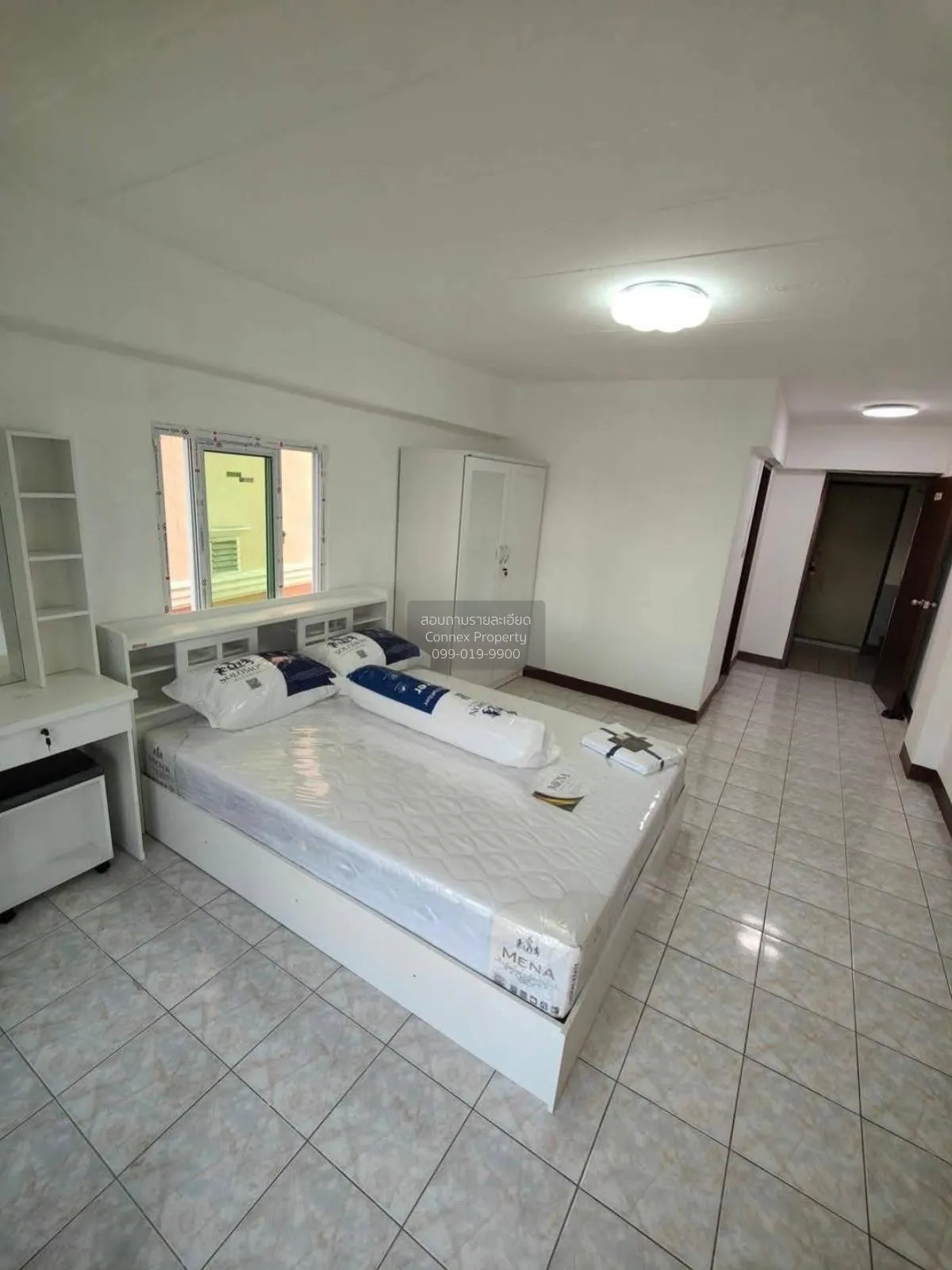 For Sale Condo , Niran Residence 8 , corner unit , Rat Phatthana  1