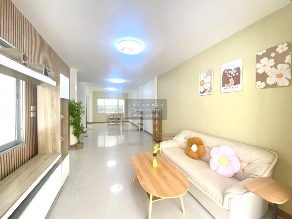 For Sale Townhouse/Townhome  , Phanason Villa Praeksa , newly ren