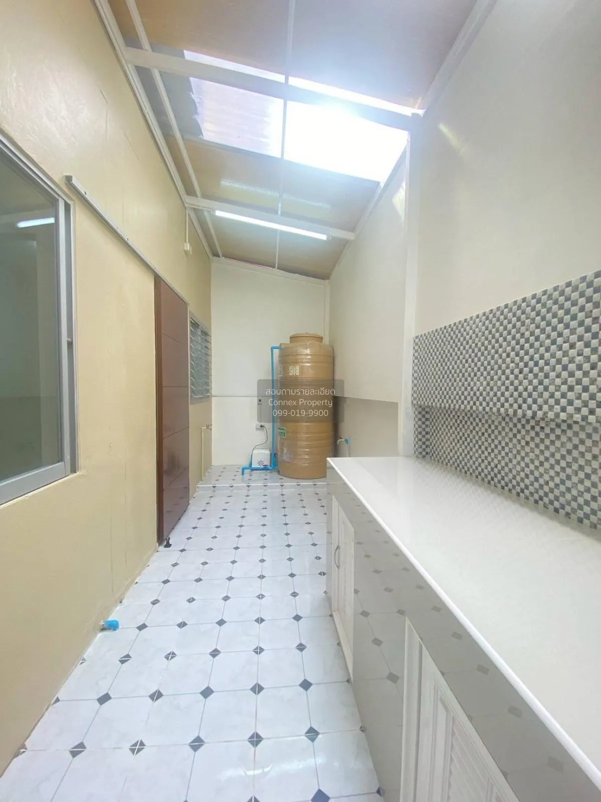 For Sale Townhouse/Townhome  , Phanason Villa Praeksa , newly ren