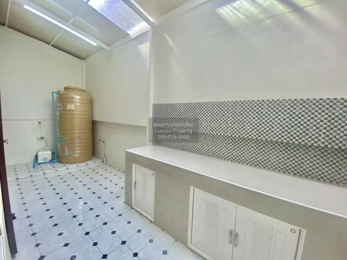 For Sale Townhouse/Townhome  , Phanason Villa Praeksa , newly ren