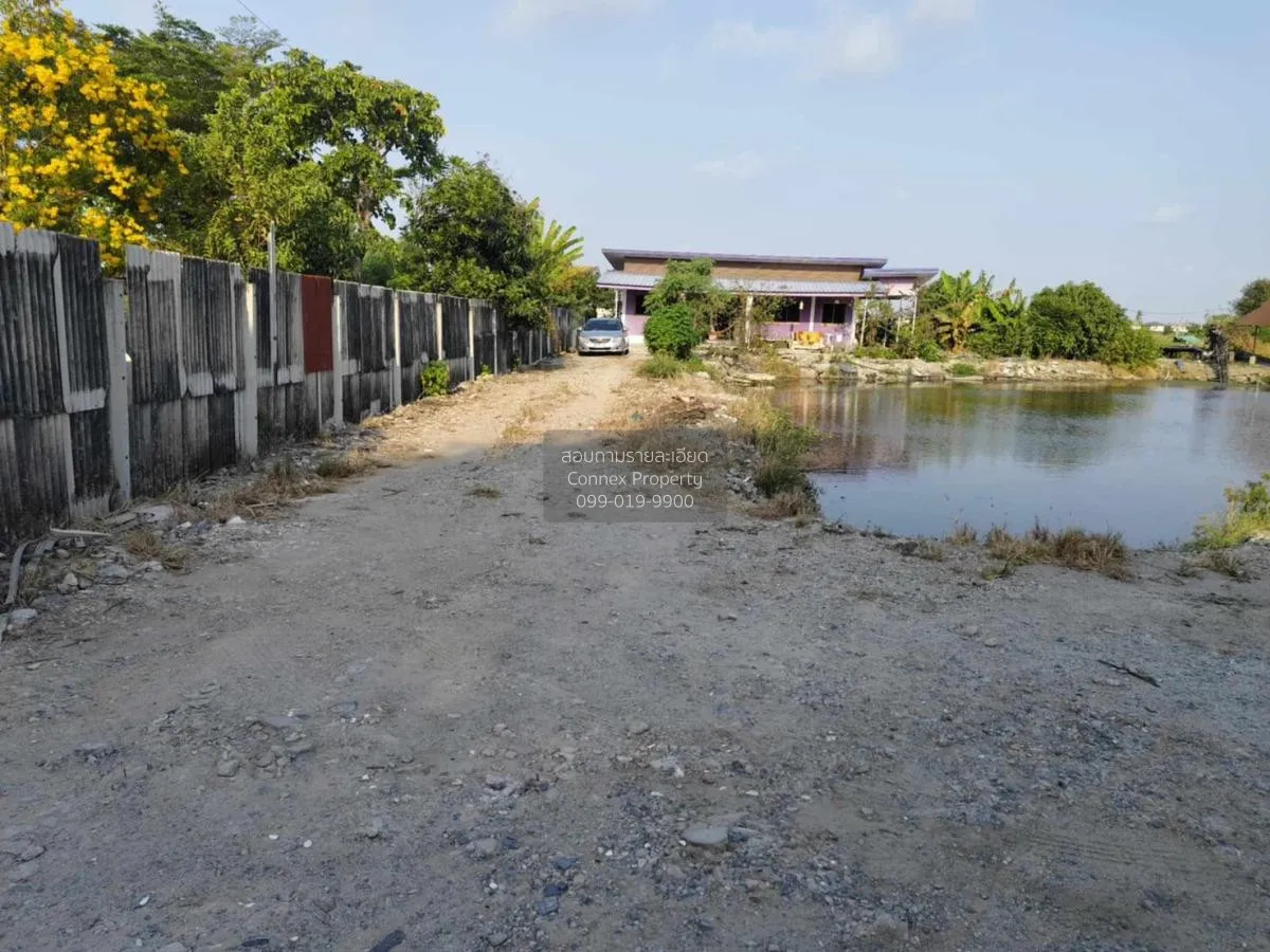 For Sale Land with buildings , Bang Pla , Bang Phli , Samut Praka 3