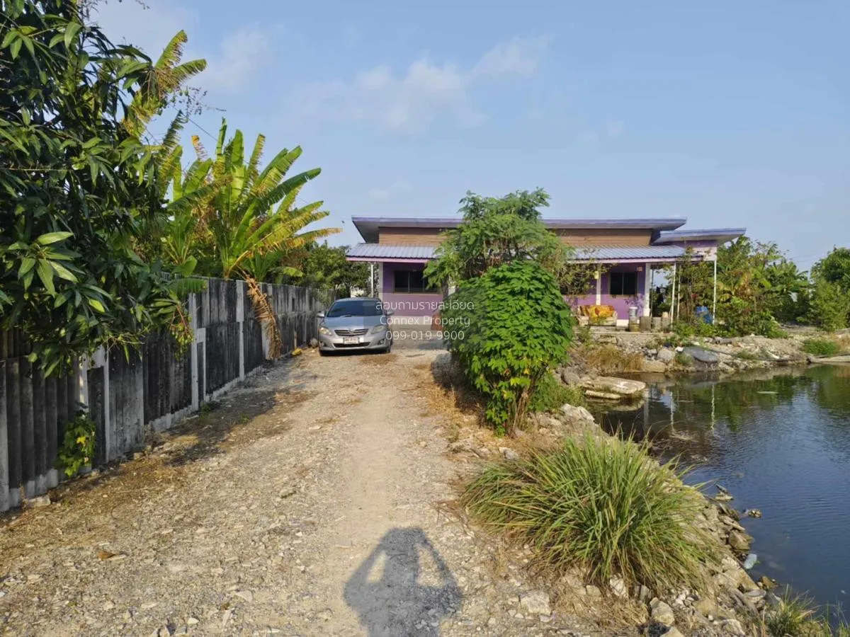 For Sale Land with buildings , Bang Pla , Bang Phli , Samut Praka 4