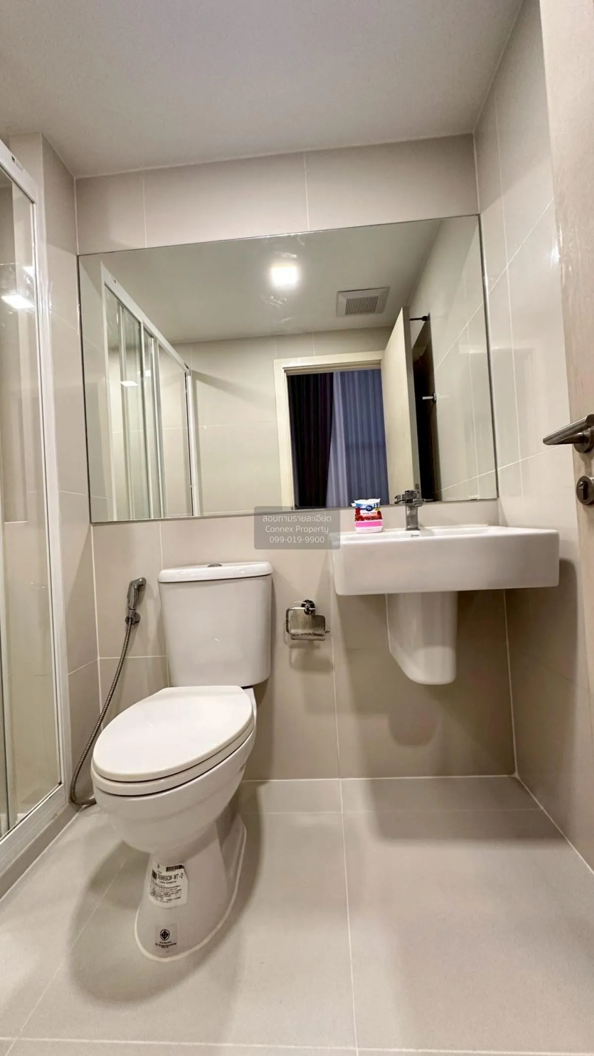 For Rent Condo , The Collect Ratchada 32 , corner unit , Chankase