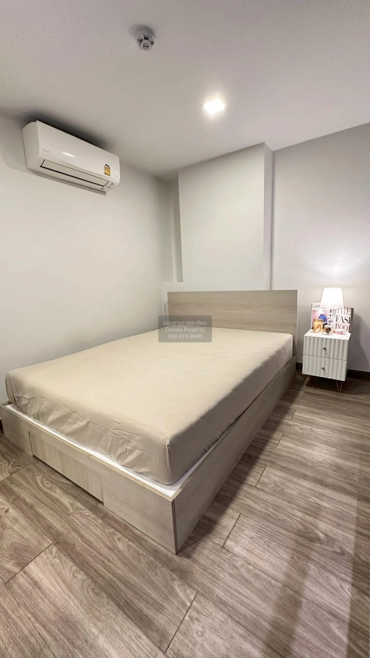 For Rent Condo , The Collect Ratchada 32 , corner unit , Chankase
