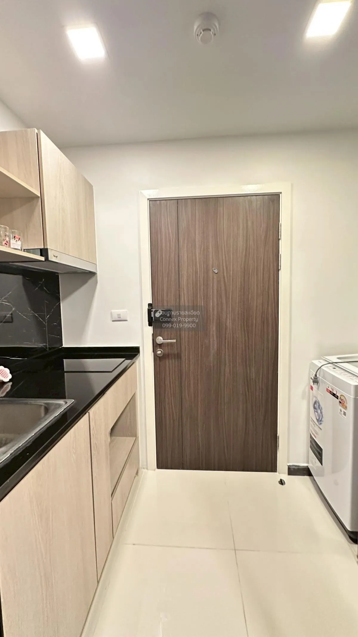 For Rent Condo , The Collect Ratchada 32 , corner unit , Chankase