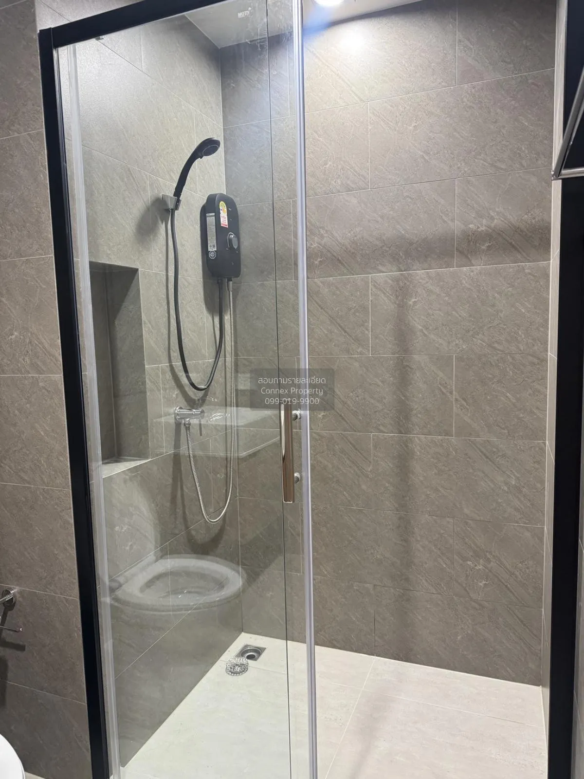 For Rent Condo , The Livin Ramkhamhaeng  , MRT-Lam Sali , Hua Mak