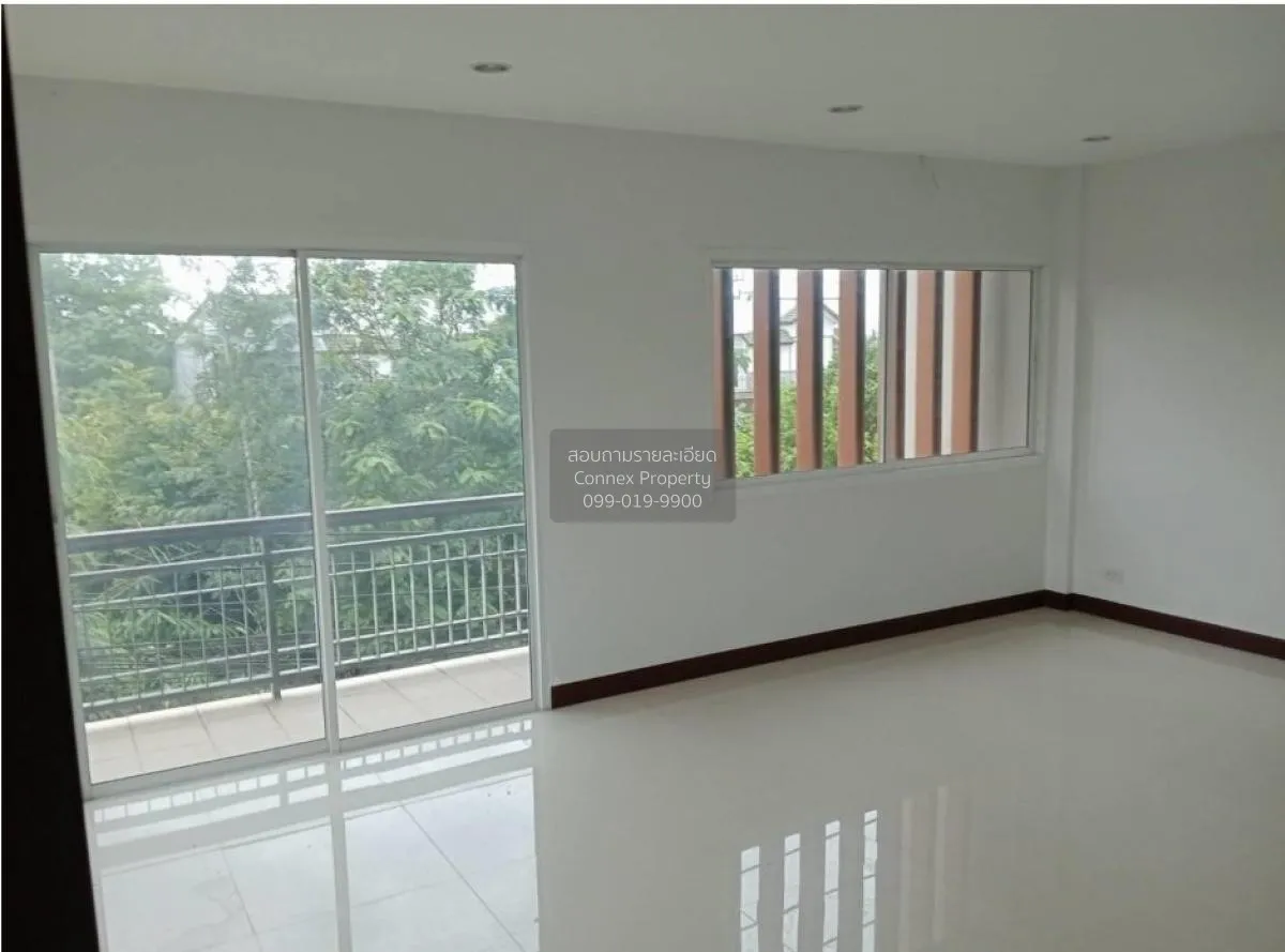 For Sale Commercial Building , Baan Aphipaiboonsap , Khuan Lang ,