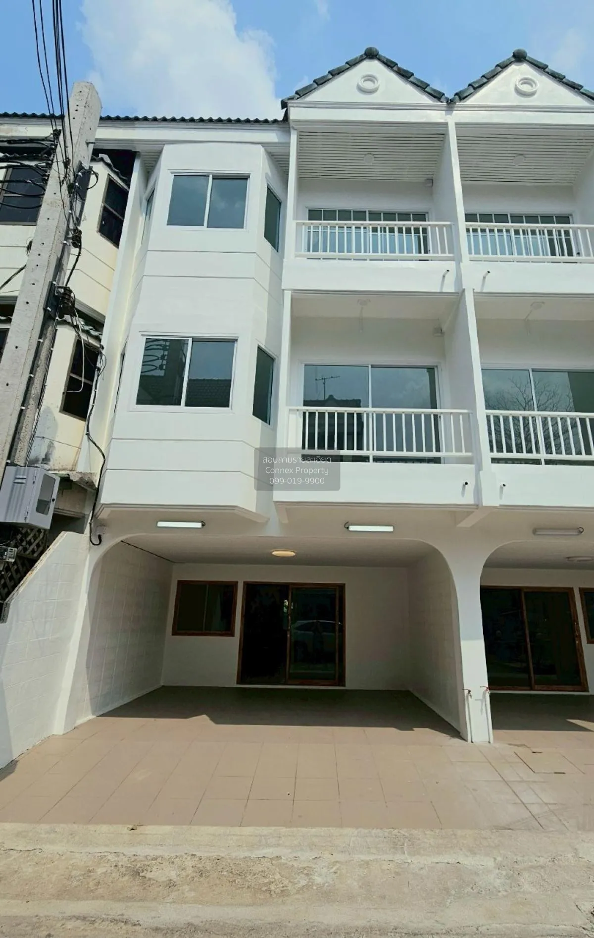 For Rent Townhouse/Townhome  , Jingjai Village , newly renovated  1