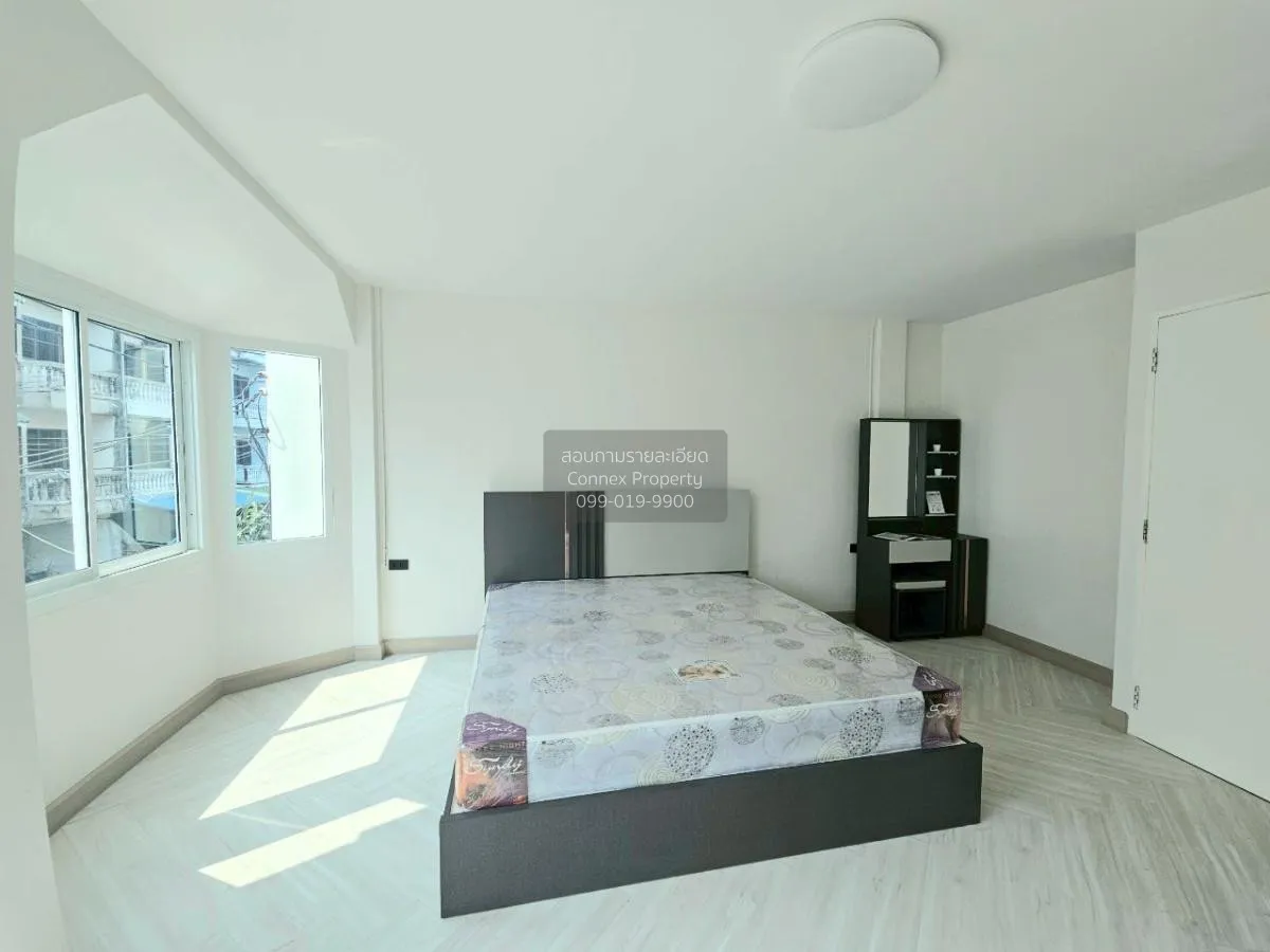 For Rent Townhouse/Townhome  , Jingjai Village , newly renovated 