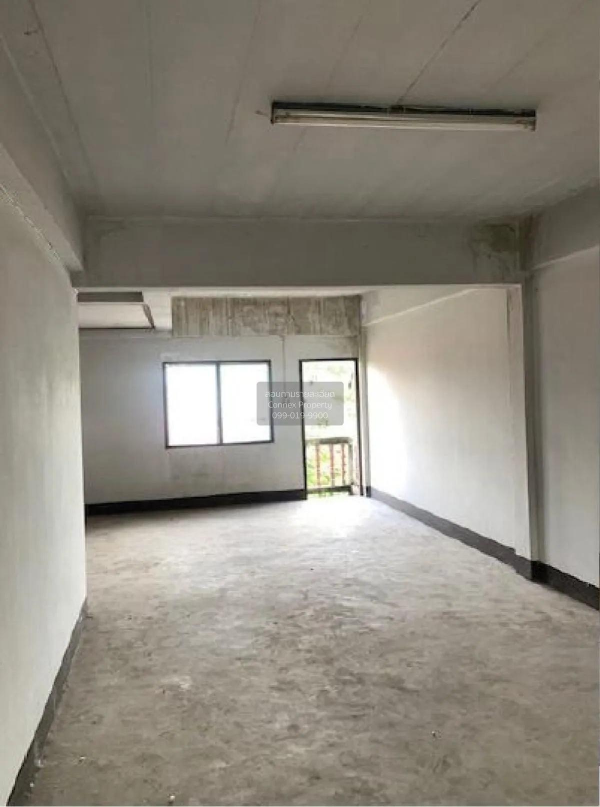 For Sale Commercial building, Chiang Mai, 260 sq m., Yang Neng, S