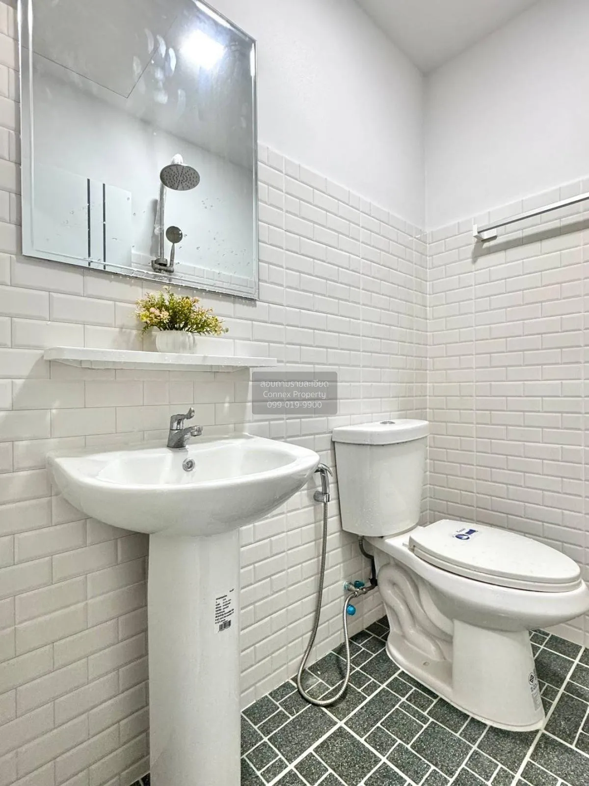 ขายทาวน์เฮ้าส์/ทาวน์โฮม  เปี่ยมสุข (ปากเกร็ดซอยวัดกู้) รีโนเวทใหม