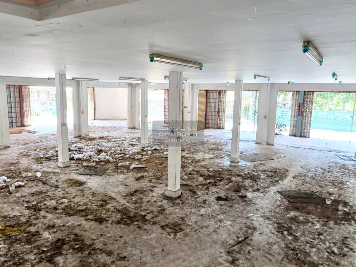 For sale 2-storey detached house with business, 582 square meters