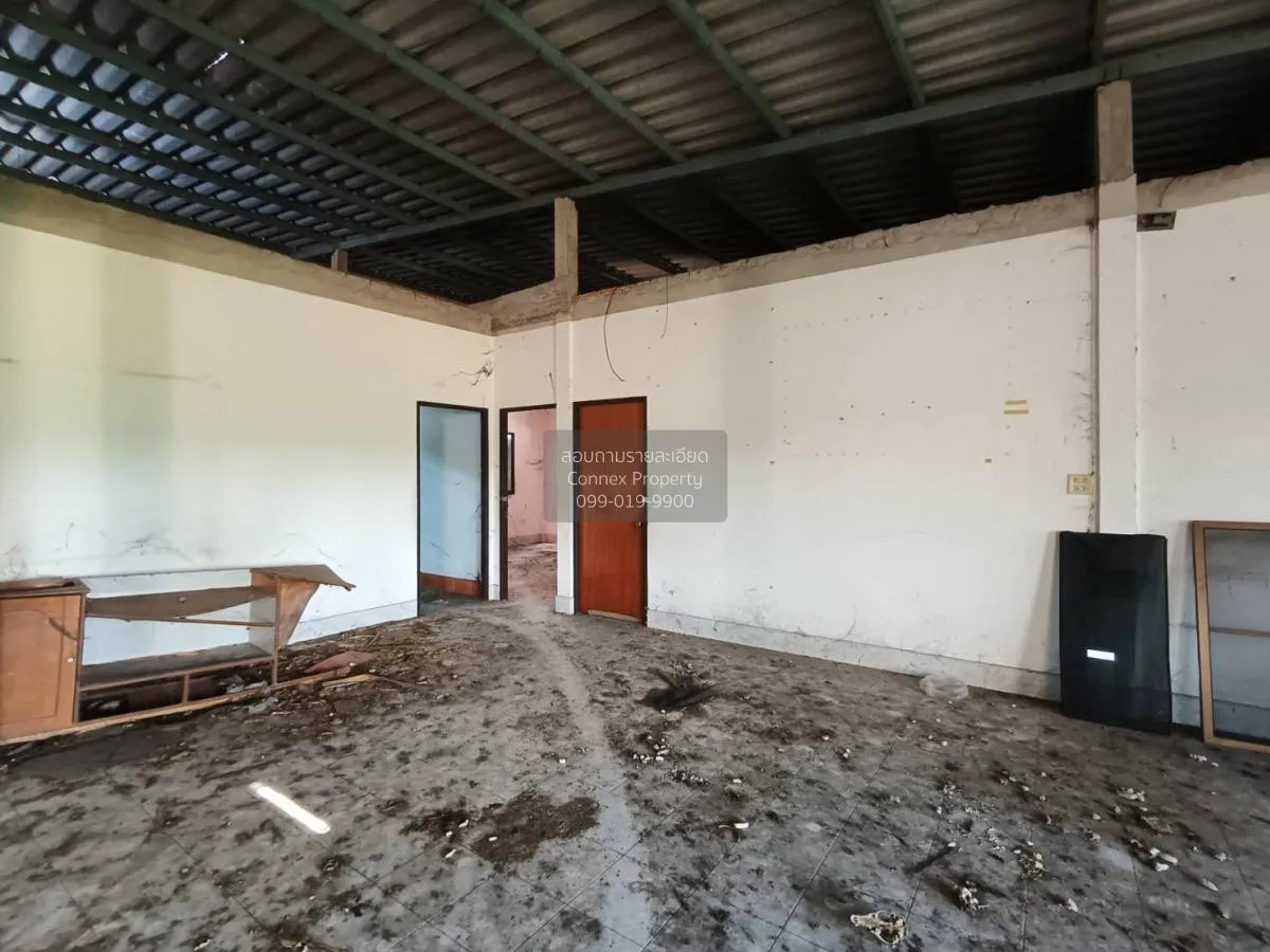 For sale 2-storey detached house with business, 582 square meters