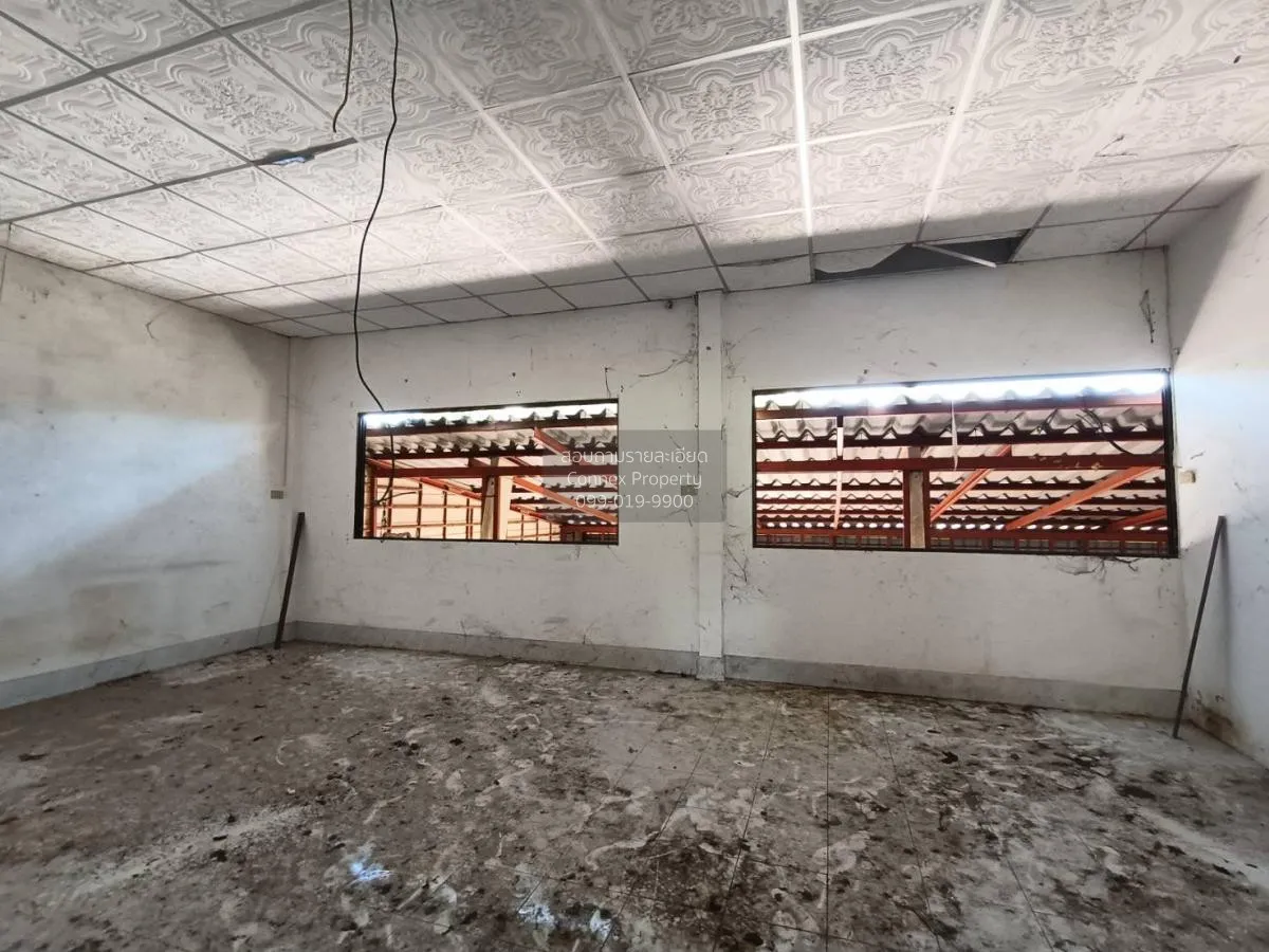 For sale 2-storey detached house with business, 582 square meters