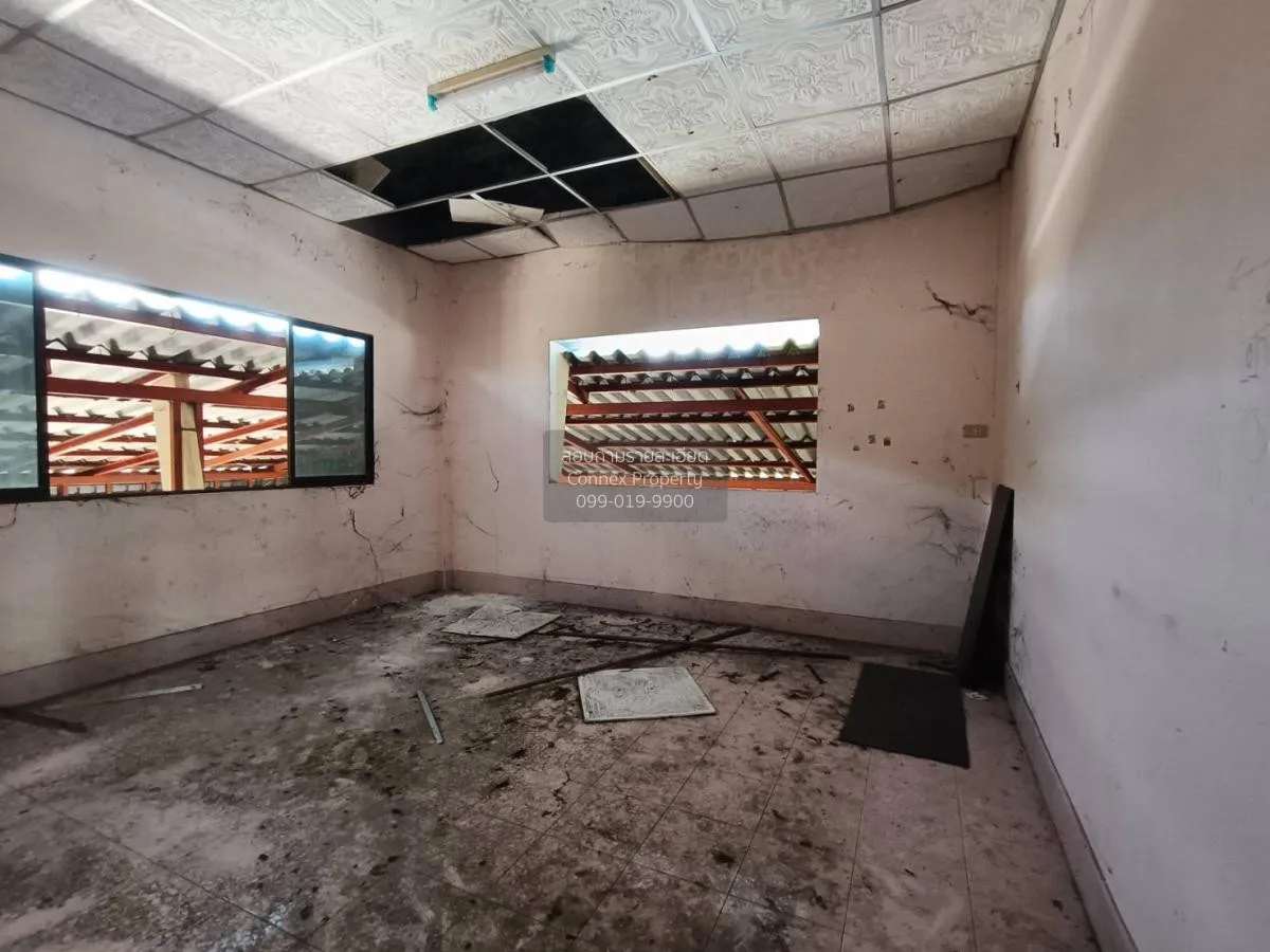 For sale 2-storey detached house with business, 582 square meters