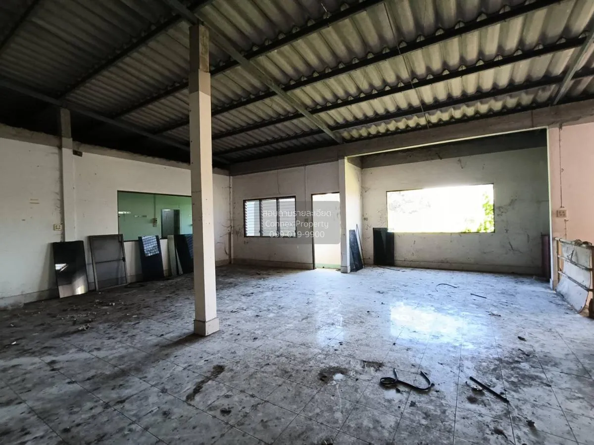 For sale 2-storey detached house with business, 582 square meters