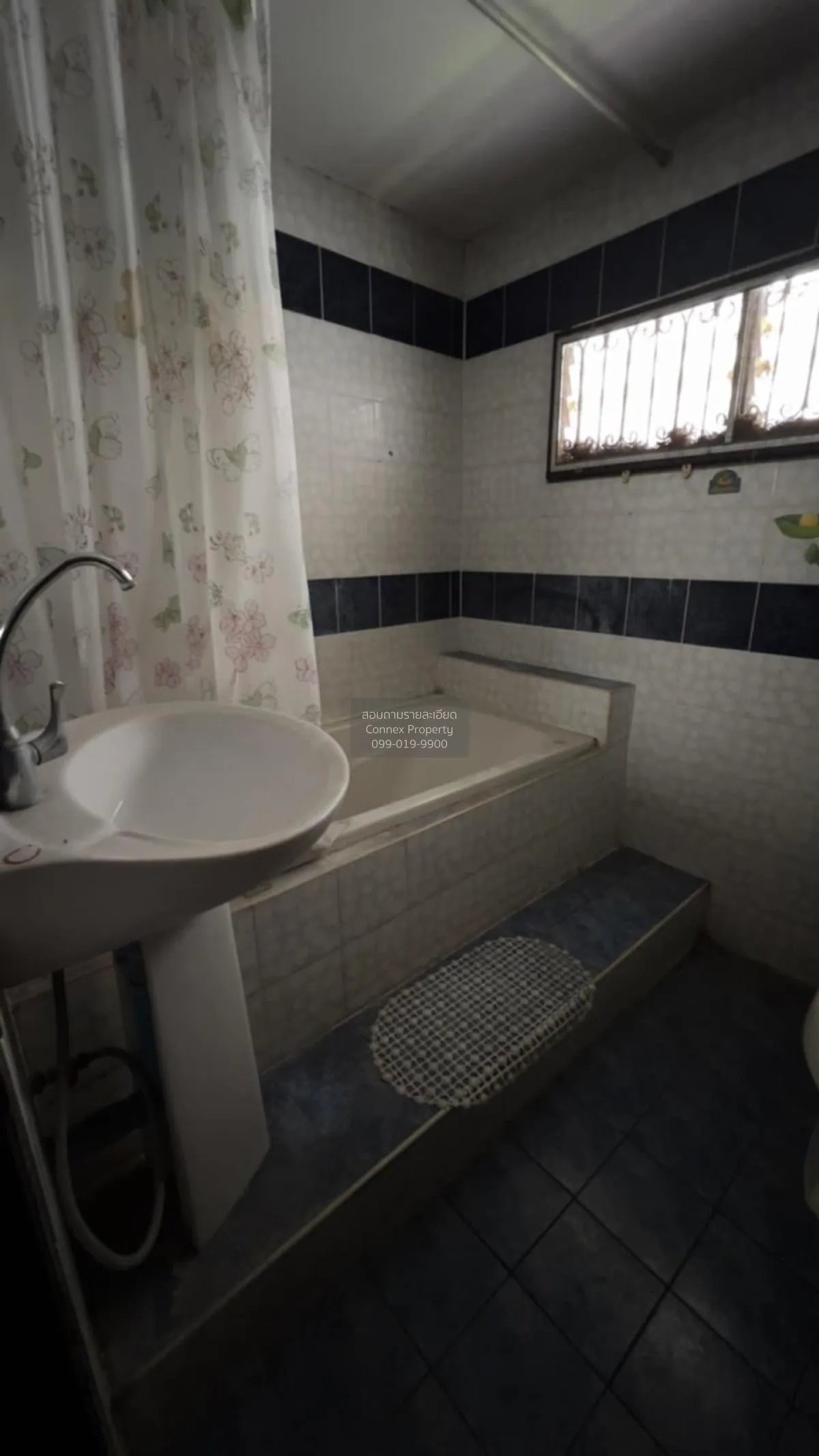 For Sale Thoet  Rachan 17 , wide frontage , Si Kan , Don Mueang ,