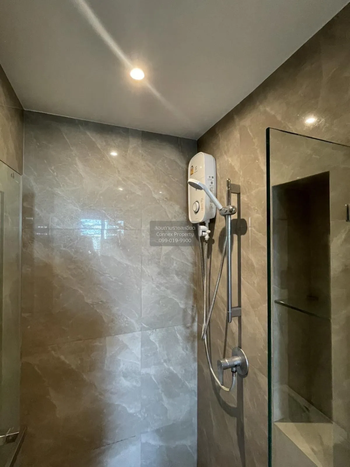 ขายคอนโด  เดอะ ไพรเวซี่ เอส BTS-ปุณณวิถี บางจาก เขต พระโขนง กรุงเ