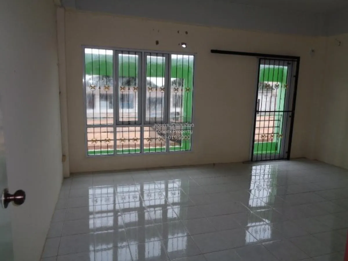 ขายอาคารพาณิชย์  ศูนย์หอพักตักศิลา เกิ้ง เมืองมหาสารคาม มหาสารคาม