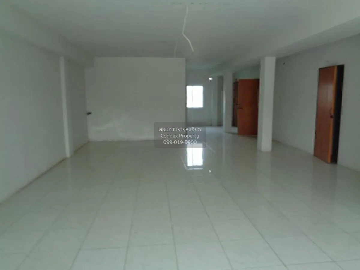 For Sale Commercial Building , Taksila Dormitory Center , Koeng ,